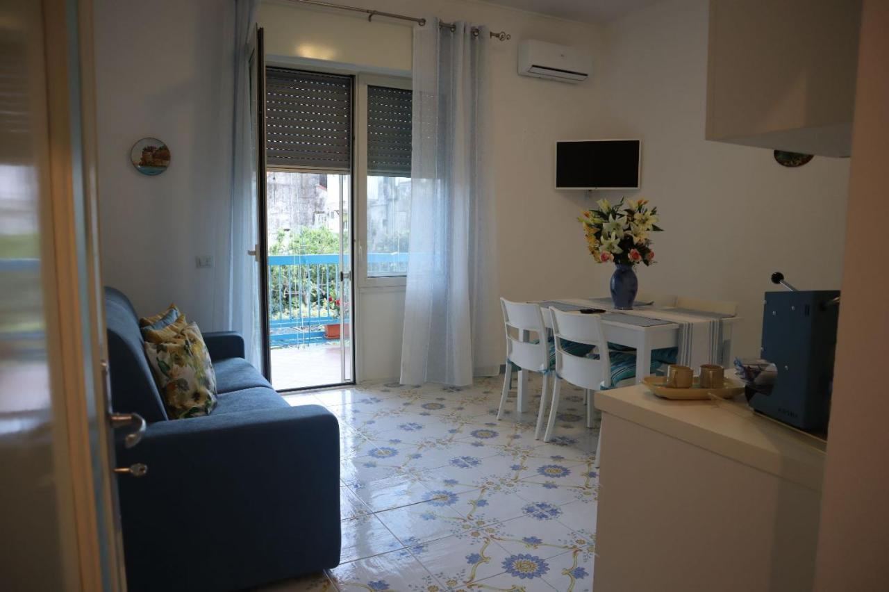 Mary'S Apartment Maiori Exterior photo